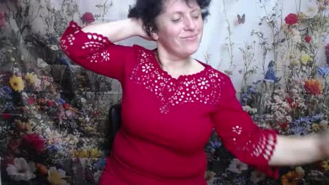 LuciaMi online show from 10/11/25, 05:50