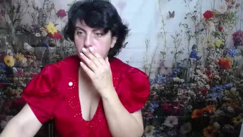 LuciaMi online show from 10/13/25, 05:24