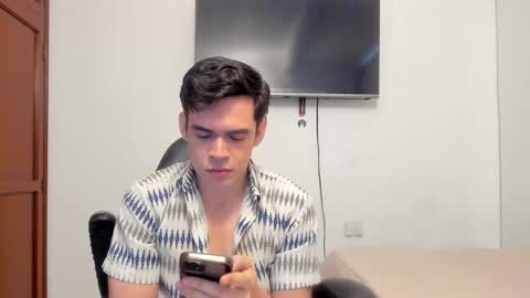 Lucian Gomez online show from 10/17/25, 08:44