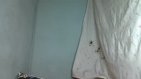 Snapshot of luciana012 chatting on 09/21/25, 05:47 luciana012 online show from 09/21/25, 05:47