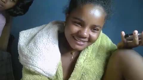 Snapshot of luciana012 chatting on 09/26/25, 06:12 luciana012 online show from 09/26/25, 06:12