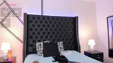 luciana_brown_ online show from 03/05/25, 10:22