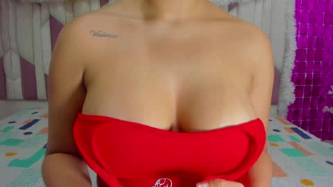 instagram luciana417  online show from 12/29/24, 03:11