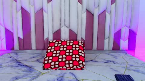 Snapshot of luciana_jam_ chatting on 10/21/25, 03:07 instagram luciana417 online show from 10/21/25, 03:07