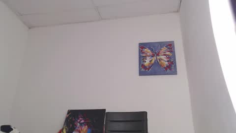 Snapshot of luciana_keating chatting on 09/25/25, 07:39 luciana online show from 09/25/25, 07:39