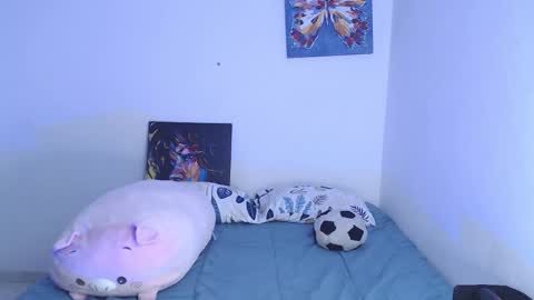 Snapshot of luciana_keating chatting on 11/13/25, 06:12 luciana online show from 11/13/25, 06:12