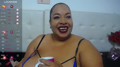 Luciana online show from 01/09/25, 11:03