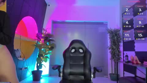    online show from 03/11/25, 08:09