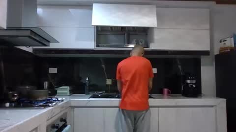 LucianNeo online show from 12/01/25, 07:19