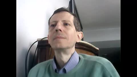 Snapshot of lucianoaxel chatting on 10/28/25, 01:36 Luciano online show from 10/28/25, 01:36