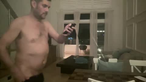 Snapshot of lucianopc chatting on 12/23/25, 02:53 lucianopc online show from 12/23/25, 02:53