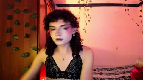 Lucy or Lucian 3 Come to my social Links3   online show from 12/17/25, 05:35