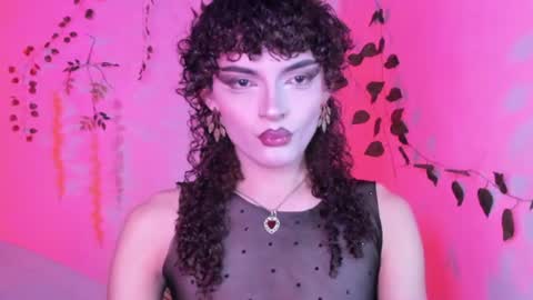 Lucy or Lucian 3 Come to my social Links3   online show from 06/18/26, 10:52