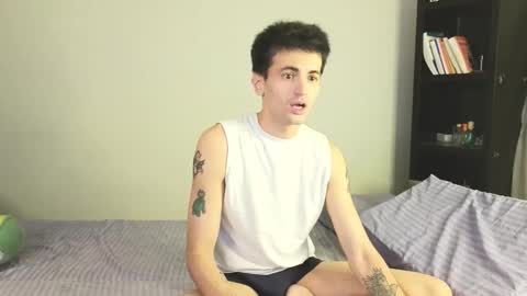 Angelok online show from 10/05/25, 06:56