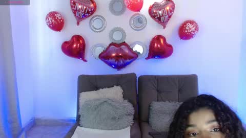 Lucie - online show from 02/12/25, 07:02