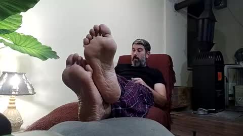 Lucifergotharder online show from 11/17/25, 07:41