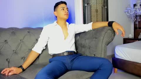 Leo online show from 01/15/25, 11:00
