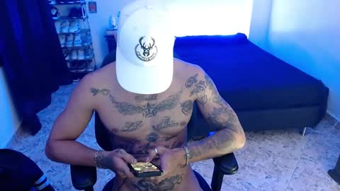 luciifer_hills online show from 12/24/24, 05:23