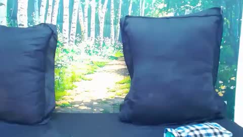 Snapshot of lucile_carrie chatting on 06/11/26, 07:12 Lucile Carrie online show from 06/11/26, 07:12