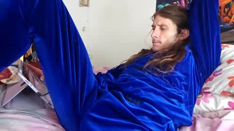 Snapshot of luciousloxs chatting on 03/04/25, 05:56 luciousloxs online show from 03/04/25, 05:56