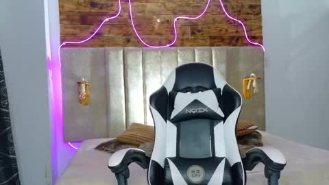 maye  online show from 09/19/25, 04:14