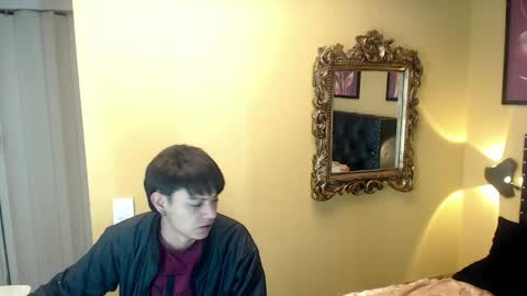 luckk_ online show from 05/18/26, 09:37