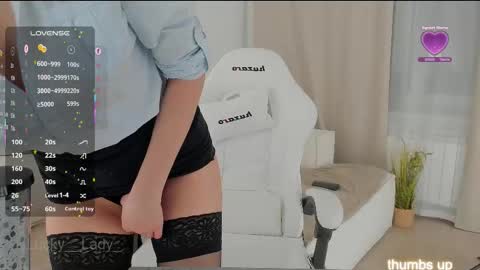 Snapshot of lucky__lady_ chatting on 02/10/26, 10:47 lucky__lady_ online show from 02/10/26, 10:47