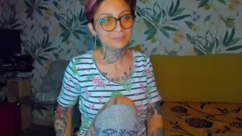 lucky_denizz online show from 02/15/26, 10:06