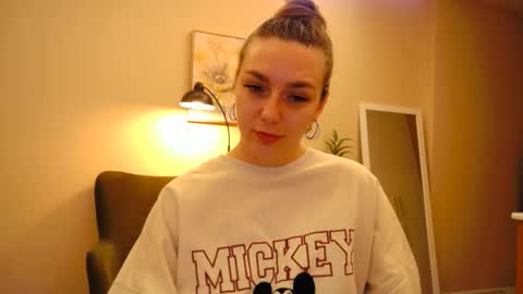 lucky_foryou_baby online show from 12/18/24, 05:15