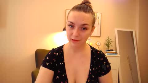 lucky_foryou_baby online show from 02/13/25, 09:30