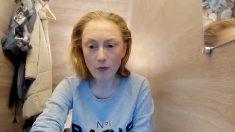 lucky_licky20 online show from 12/13/24, 04:11