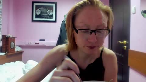 lucky_licky20 online show from 02/26/25, 02:59