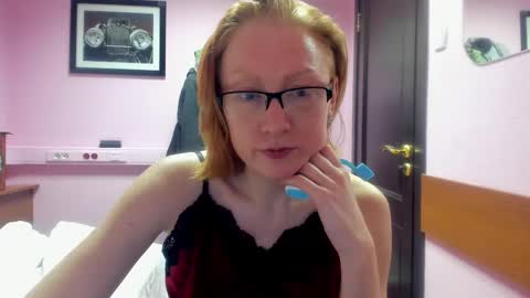 lucky_licky20 online show from 02/26/25, 06:04