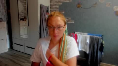 Snapshot of lucky_licky20 chatting on 10/18/25, 02:14 lucky_licky20 online show from 10/18/25, 02:14