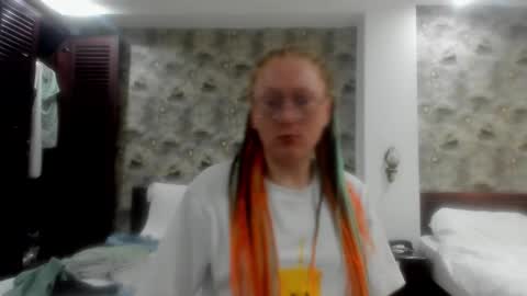 Snapshot of lucky_licky20 chatting on 11/23/25, 12:10 lucky_licky20 online show from 11/23/25, 12:10