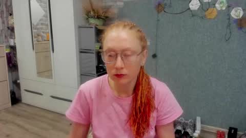 Snapshot of lucky_licky20 chatting on 12/16/25, 02:38 lucky_licky20 online show from 12/16/25, 02:38