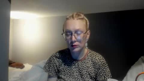 Snapshot of lucky_licky20 chatting on 02/16/26, 06:26 lucky_licky20 online show from 02/16/26, 06:26