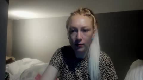 Snapshot of lucky_licky20 chatting on 02/20/26, 04:31 lucky_licky20 online show from 02/20/26, 04:31