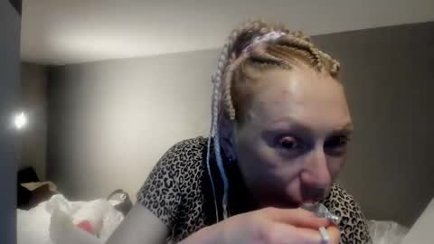 Snapshot of lucky_licky20 chatting on 02/21/26, 07:15 lucky_licky20 online show from 02/21/26, 07:15