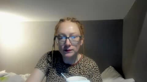 Snapshot of lucky_licky20 chatting on 03/18/26, 04:26 lucky_licky20 online show from 03/18/26, 04:26