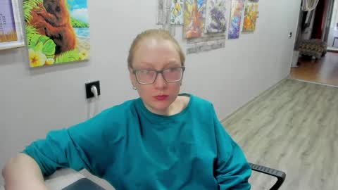 Snapshot of lucky_licky20 chatting on 04/06/26, 03:59 lucky_licky20 online show from 04/06/26, 03:59