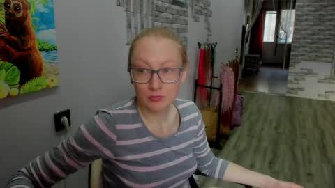 Snapshot of lucky_licky20 chatting on 04/15/26, 01:34 lucky_licky20 online show from 04/15/26, 01:34