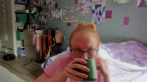 Snapshot of lucky_licky20 chatting on 05/15/26, 02:18 lucky_licky20 online show from 05/15/26, 02:18