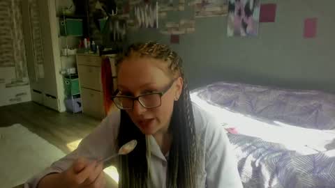 Snapshot of lucky_licky20 chatting on 06/01/26, 01:29 lucky_licky20 online show from 06/01/26, 01:29