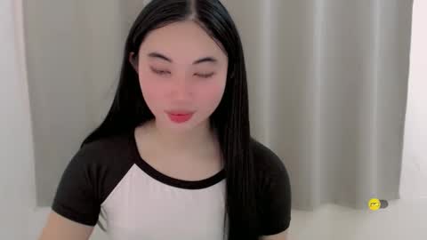 mariel online show from 12/15/24, 02:59