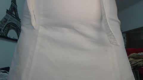 Snapshot of luckyanabella chatting on 11/26/25, 11:22 Ana online show from 11/26/25, 11:22