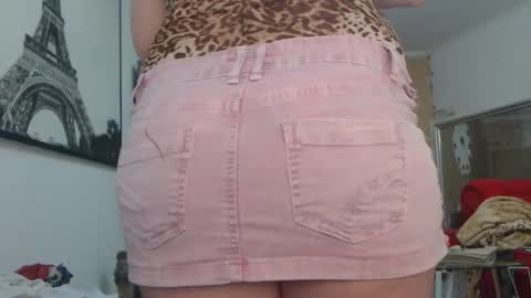 Snapshot of luckyanabella chatting on 11/27/25, 11:56 Ana online show from 11/27/25, 11:56