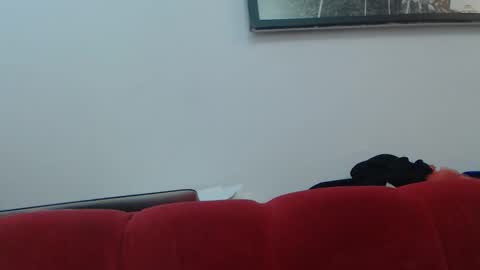 Snapshot of luckyanabella chatting on 12/19/25, 12:34 Ana online show from 12/19/25, 12:34