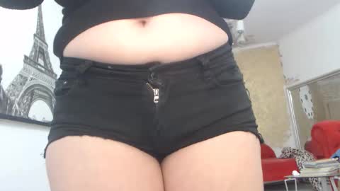 Snapshot of luckyanabella chatting on 01/06/26, 12:31 Ana online show from 01/06/26, 12:31