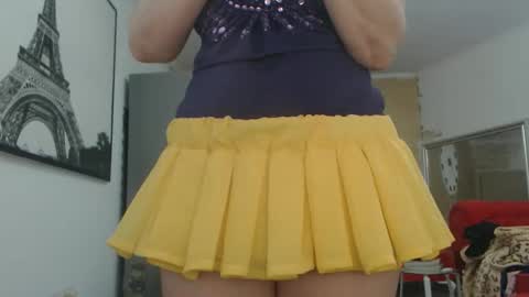 Snapshot of luckyanabella chatting on 02/14/26, 10:34 Ana online show from 02/14/26, 10:34